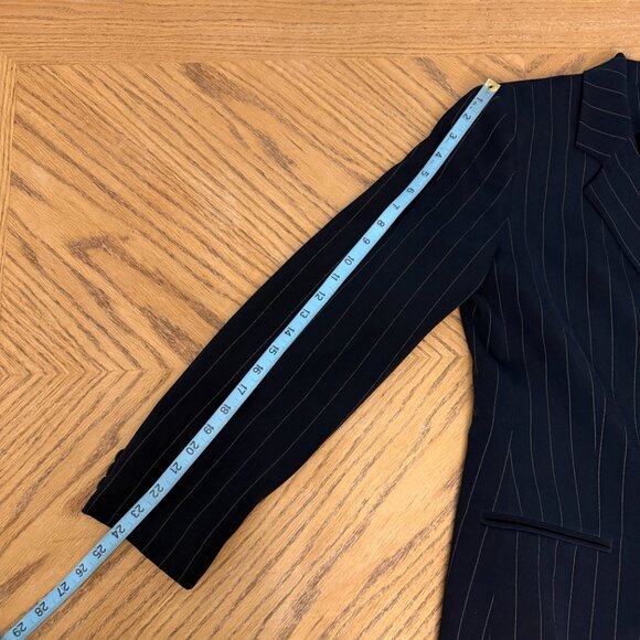 Liz Claiborne 2 Piece Pinstripe Silk Pant Suit Set Size 10 - Picture 5 of 16